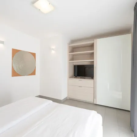 Aparthotel Desiree
