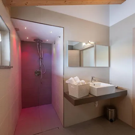 Desiree Aparthotel 3*