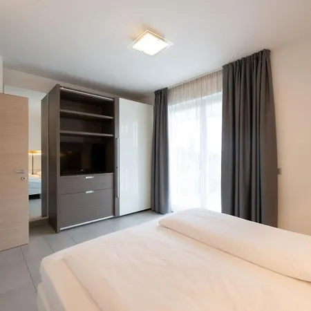 Desiree Aparthotel