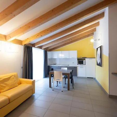 Desiree Aparthotel Riva del Garda