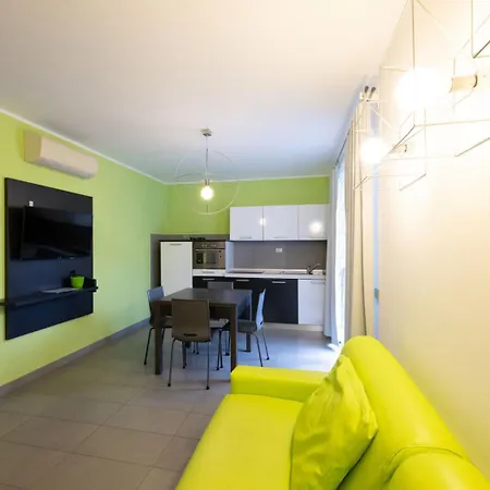 Aparthotel Desiree 3*